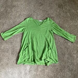Habitat women's green top NWOT